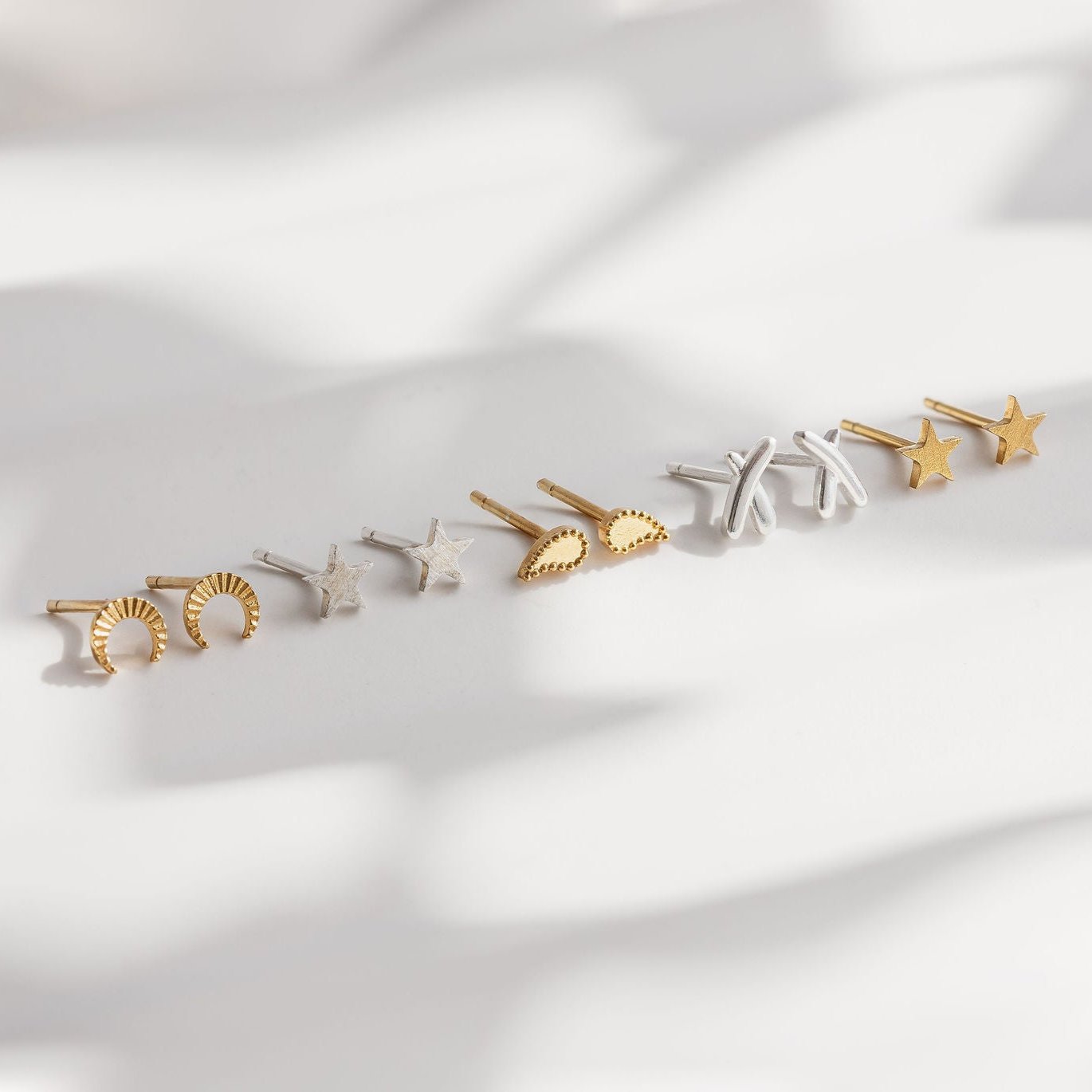 2601_2602_2603_2604_2605_Festive_Mini_Studs_Lifestyle_Websize_1