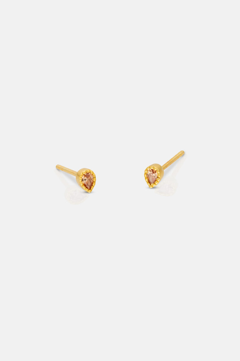 2818 Champagne Pear Crystal Gold Studs Product Web Size 1