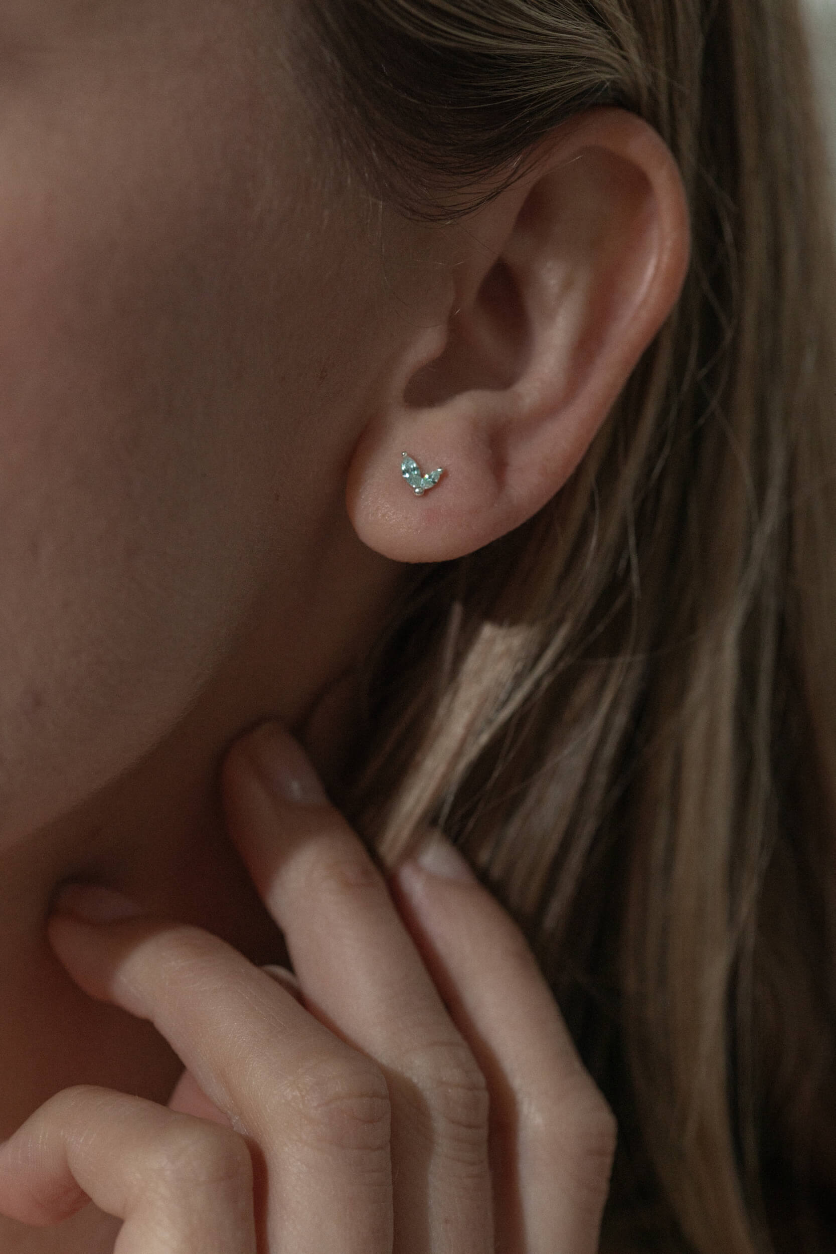 One-and-Eight-2825 Aquamarine Crystal Leaf Silver Studs Model Web Size 5-AW25