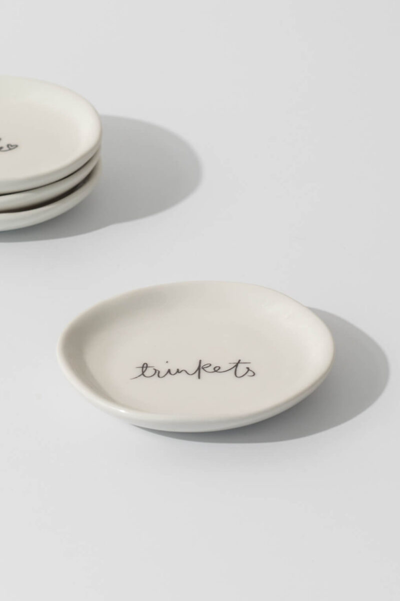 One-and-Eight-AW25-2742 2745 Smile Trinket Dish Trinkets Trinket Dish Lifestyle Web Size 1