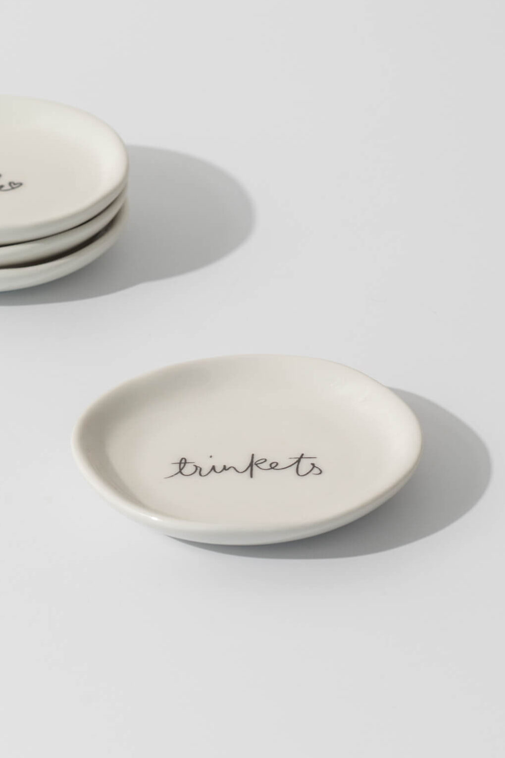 One-and-Eight-AW25-2742 2745 Smile Trinket Dish Trinkets Trinket Dish Lifestyle Web Size 1