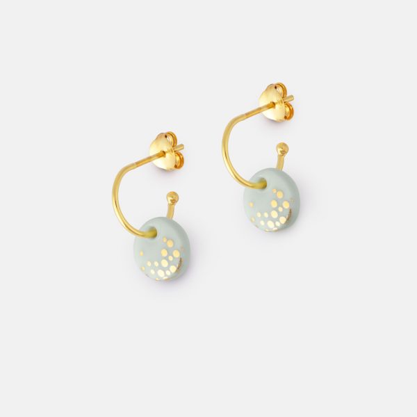 Earrings_Gold-Studs_03