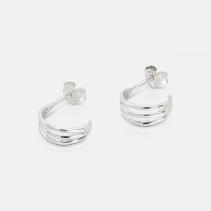 One-and-Eight-SS26-Grey-Ground-Portrait-Images-2893 Silver Trio Illusion Earrings Product1