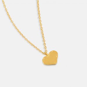 One-and-Eight-SS26-Grey-Ground-Portrait-Images-2899 Gold Belle Heart Necklace Product1